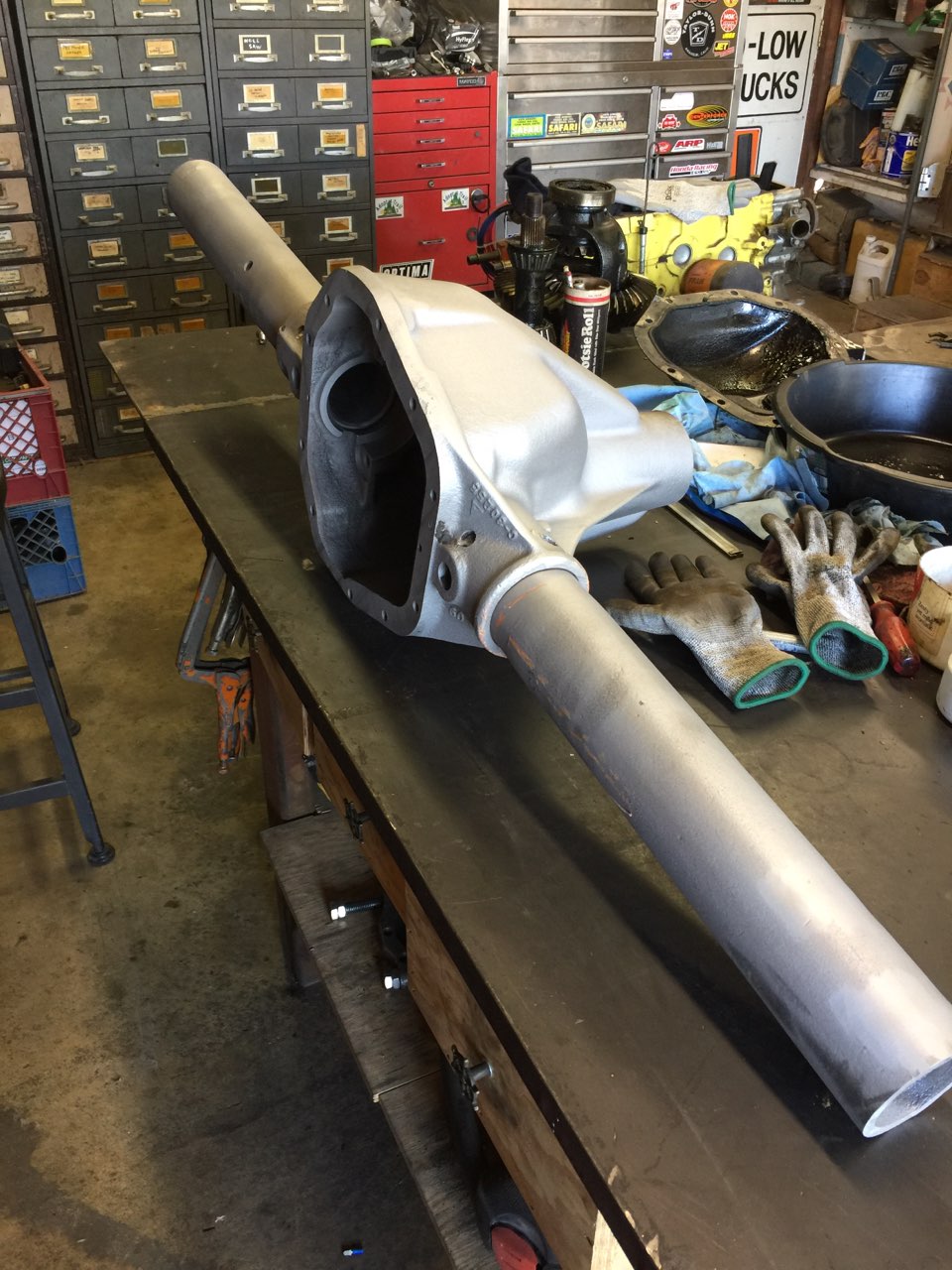 Scout Dana 60 blasted.jpg